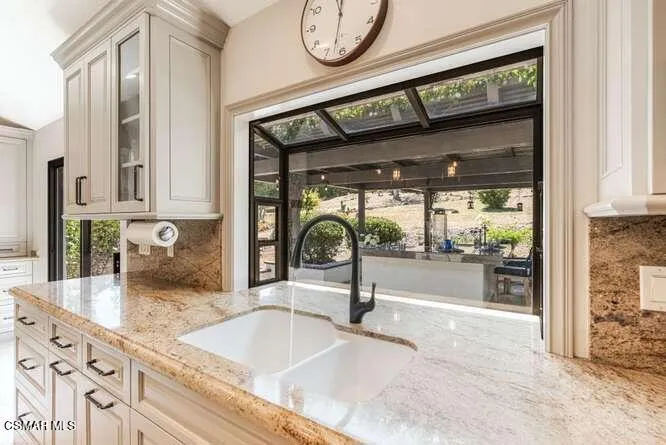 3679 Paseo De Nublado Thousand Oaks, CA 91360