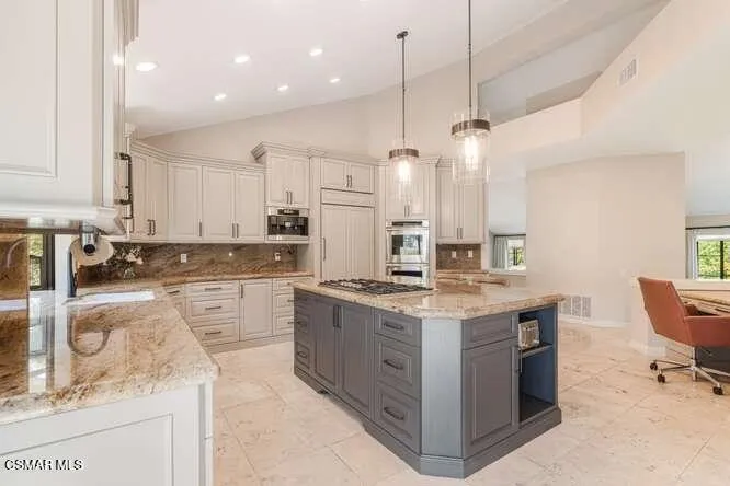 3679 Paseo De Nublado Thousand Oaks, CA 91360