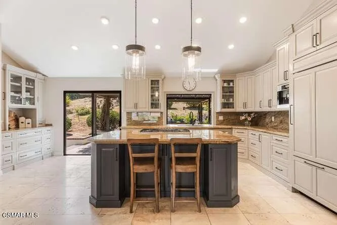 3679 Paseo De Nublado Thousand Oaks, CA 91360