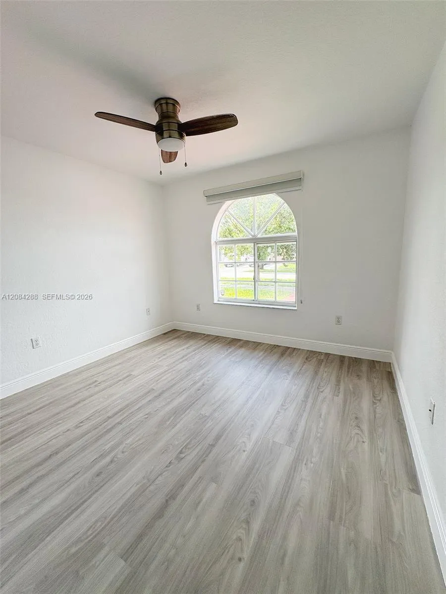 3397 W 72nd Pl Hialeah, FL 33018