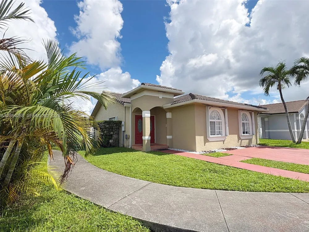 3397 W 72nd Pl Hialeah, FL 33018