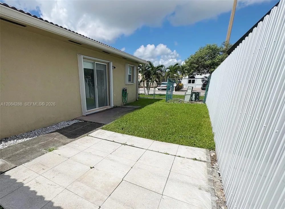 3397 W 72nd Pl Hialeah, FL 33018