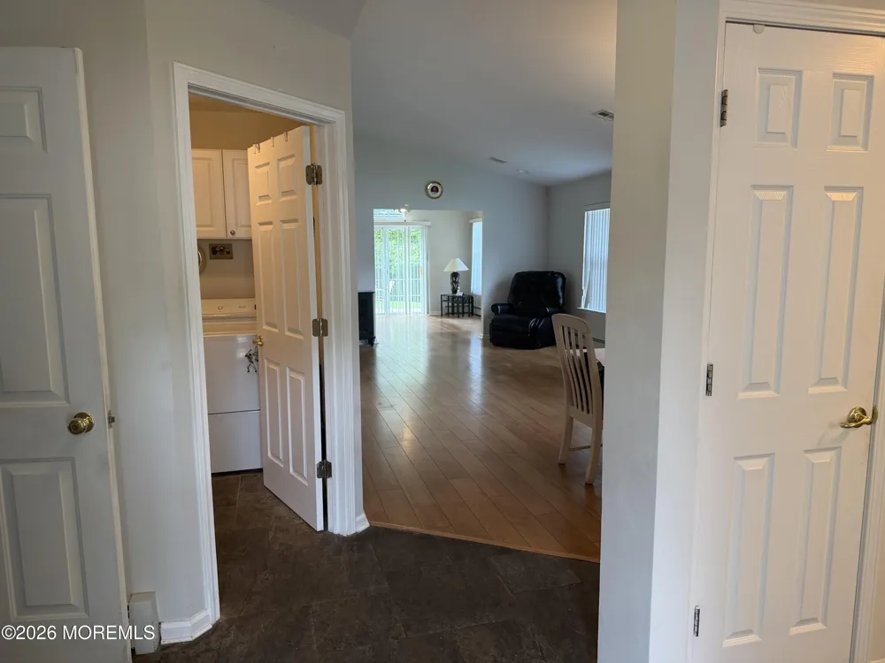 5 Meadows Lane Whiting, NJ 08759