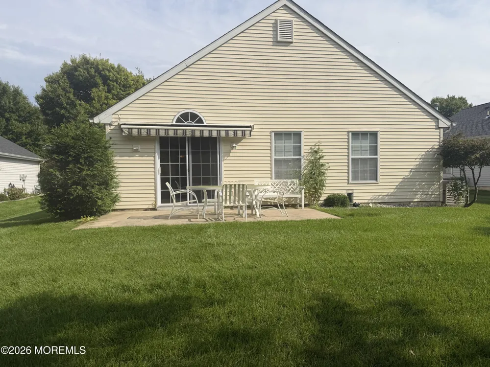 5 Meadows Lane Whiting, NJ 08759
