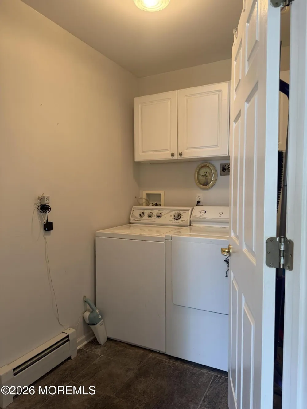 5 Meadows Lane Whiting, NJ 08759