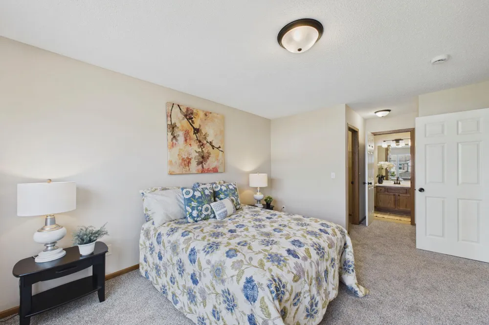 1030 Providence Drive Shakopee, MN 55379
