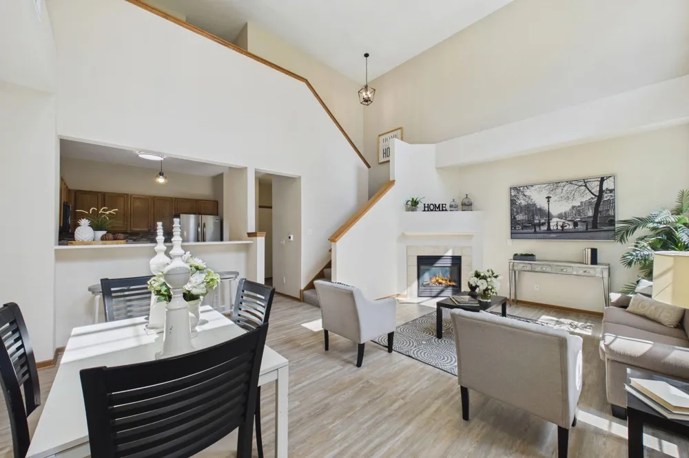 1030 Providence Drive Shakopee, MN 55379