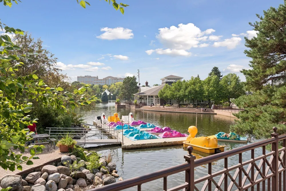 701 Coventry Lane Edina, MN 55435