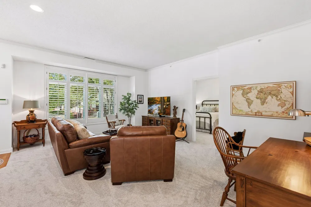 701 Coventry Lane Edina, MN 55435