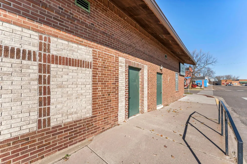 205 2nd Street SW Braham, MN 55006