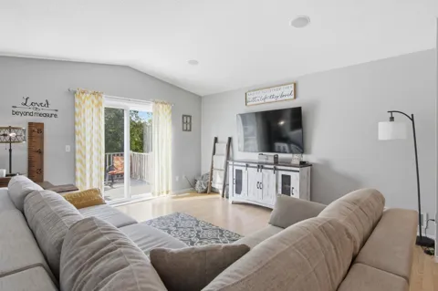 721 Highview Court
