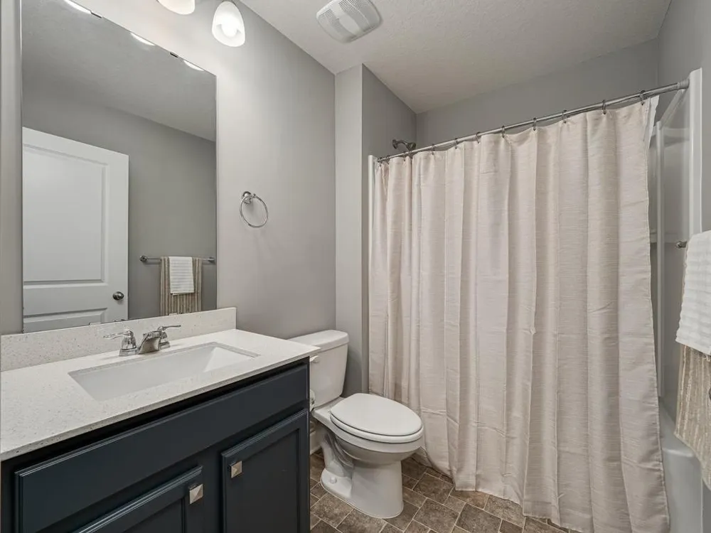 1829 Attenborough Street Shakopee, MN 55379