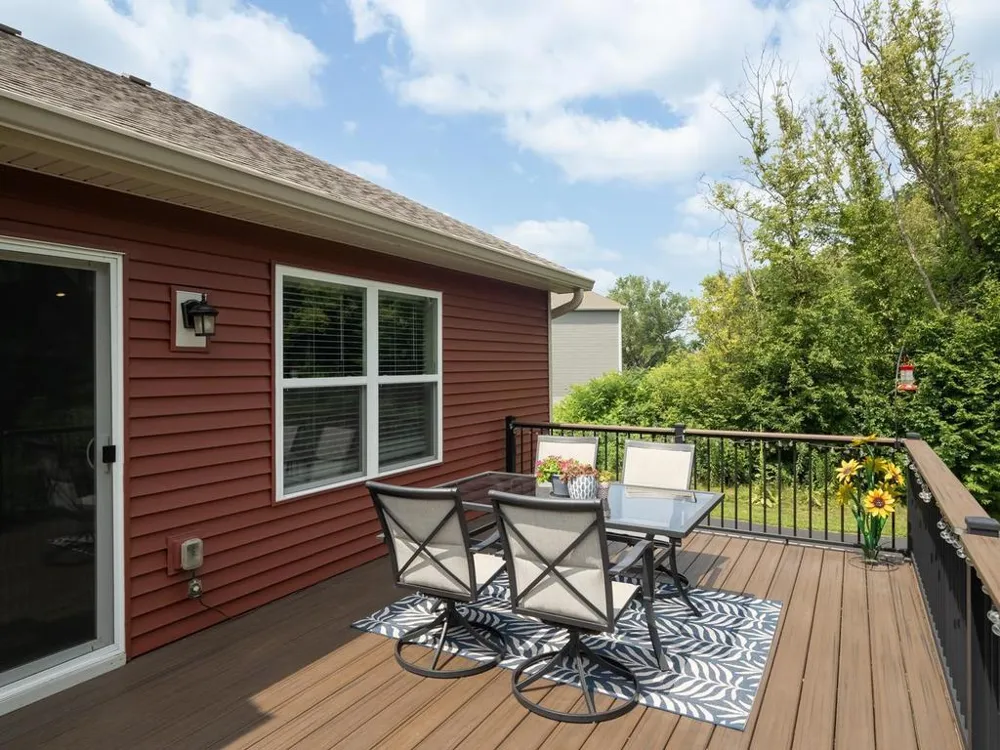 1829 Attenborough Street Shakopee, MN 55379
