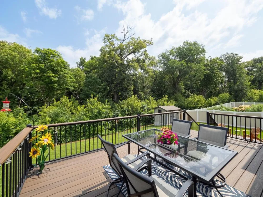 1829 Attenborough Street Shakopee, MN 55379