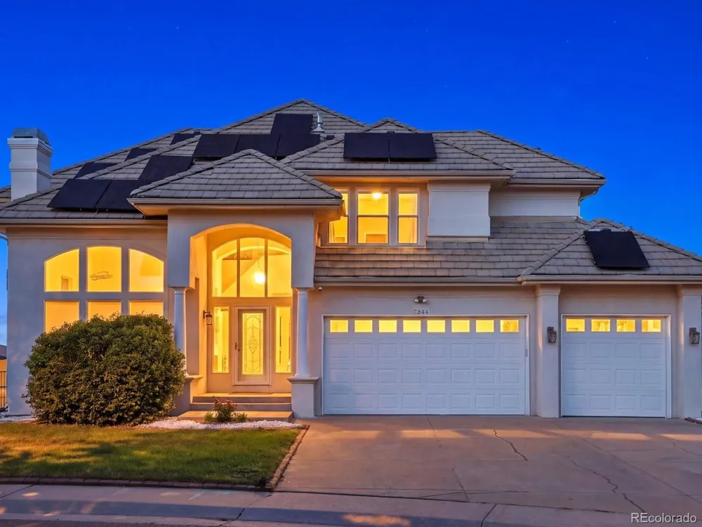 7844 W Oxford Circle Denver, CO 80235