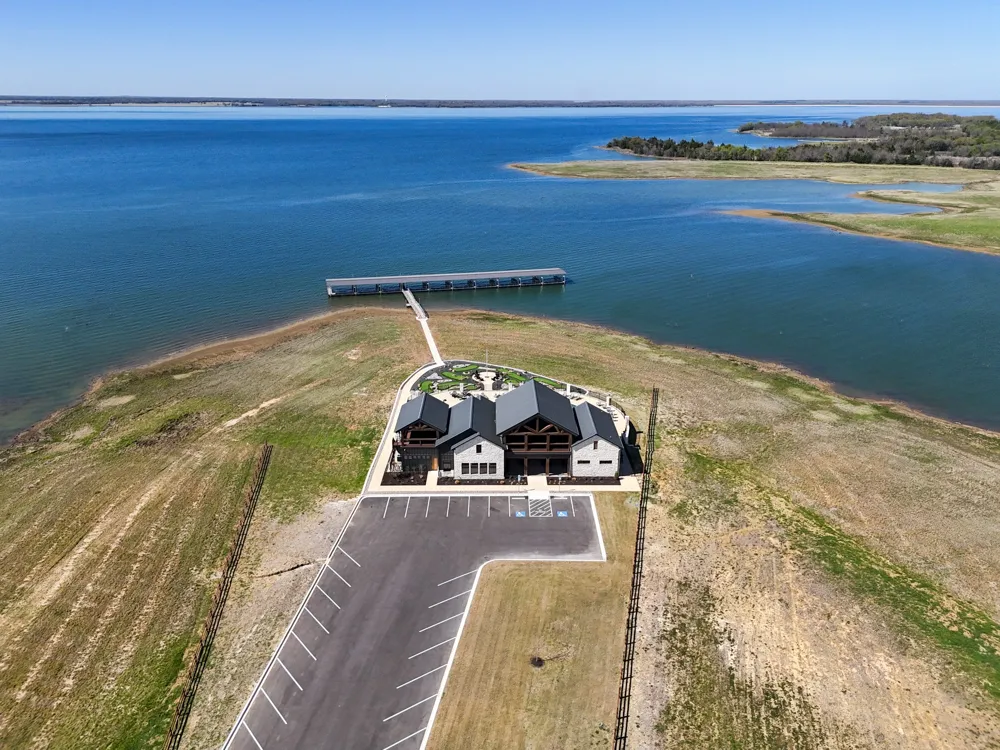 380 Harborside Terrace Windom, TX 75492