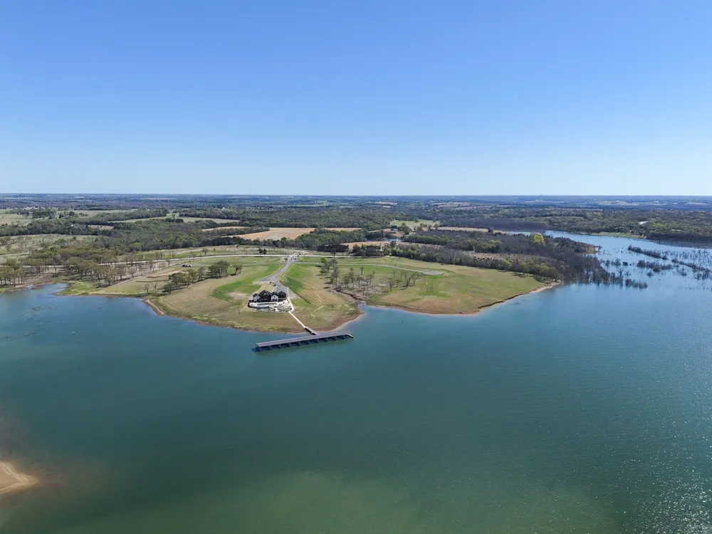 380 Harborside Terrace Windom, TX 75492
