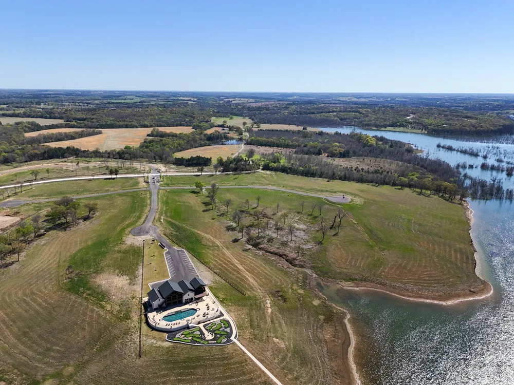 380 Harborside Terrace Windom, TX 75492
