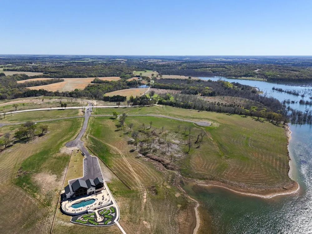 380 Harborside Terrace Windom, TX 75492
