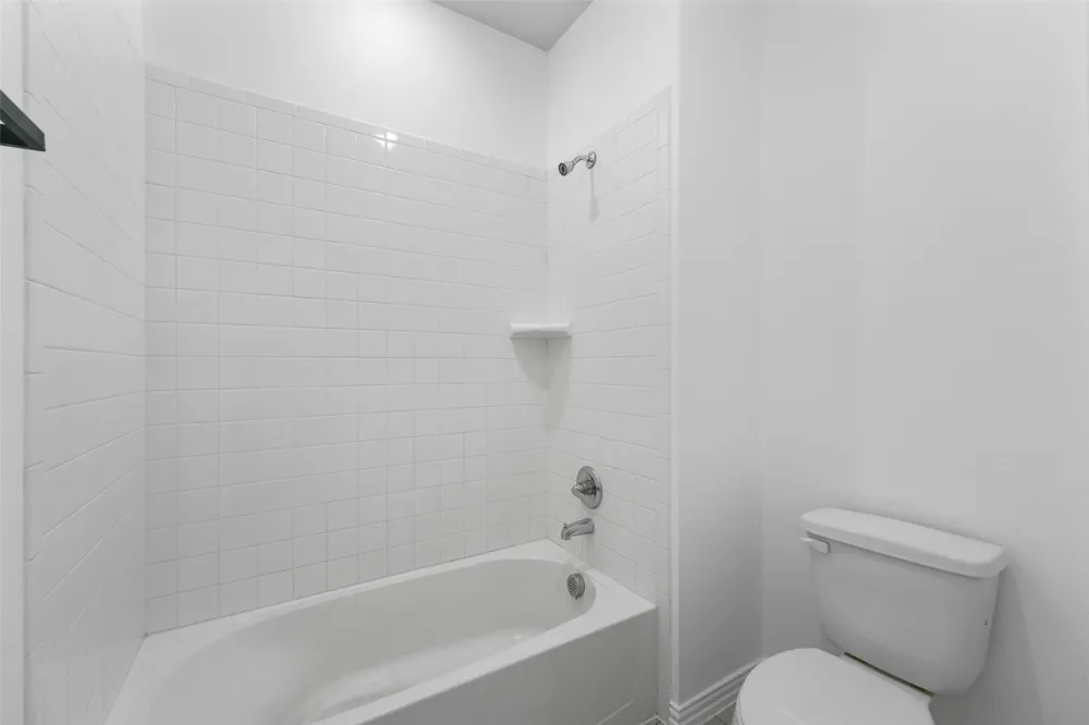 4651 Raleigh Dalton Road Dallas, TX 75227