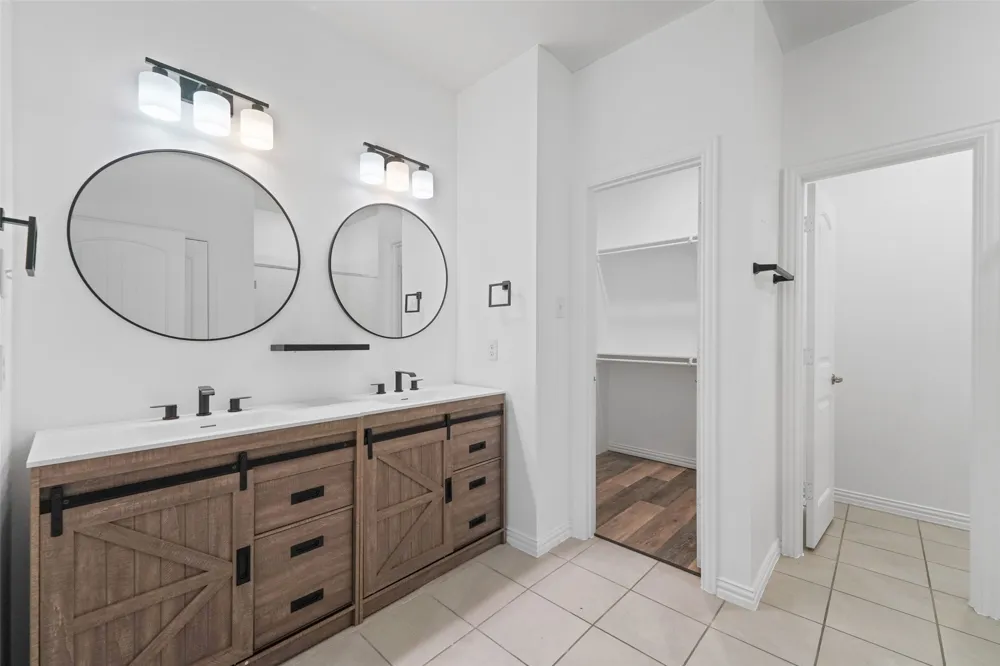 4651 Raleigh Dalton Road Dallas, TX 75227