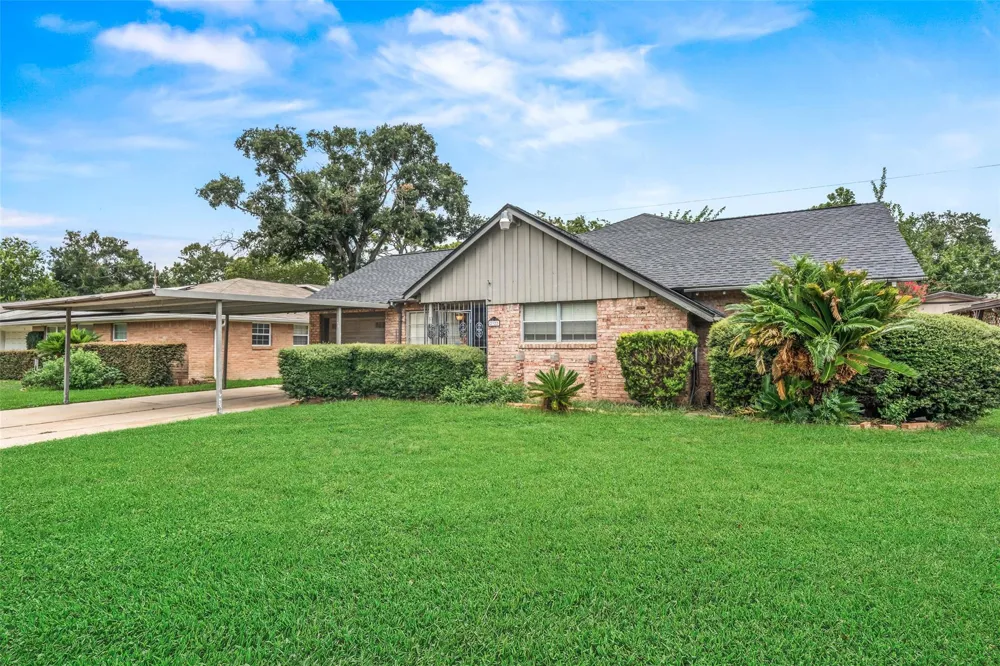 2322 Ansbury Drive Houston, TX 77018