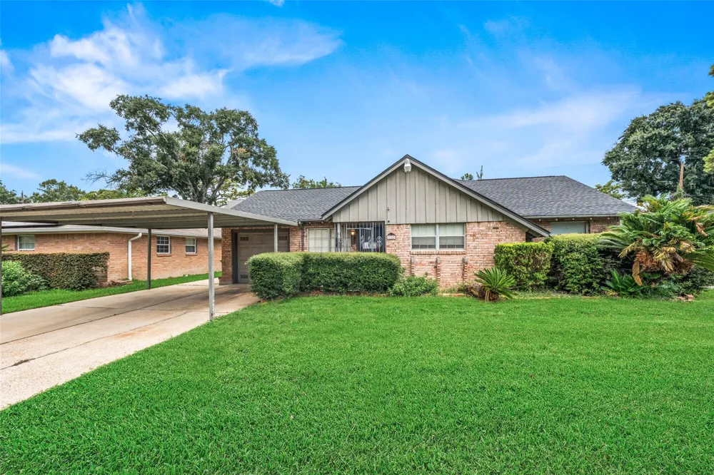 2322 Ansbury Drive Houston, TX 77018
