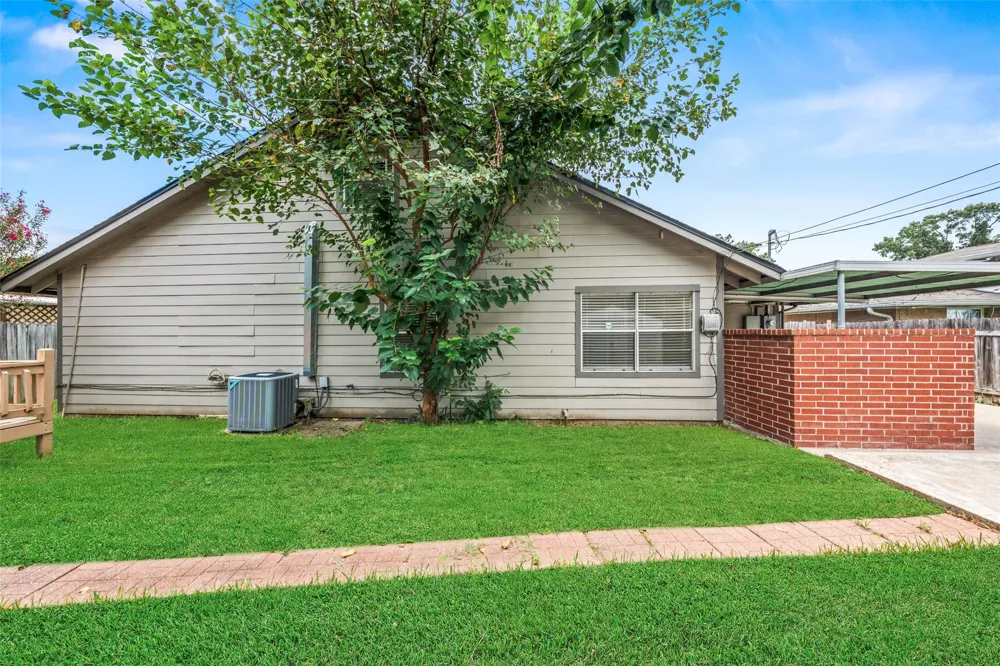 2322 Ansbury Drive Houston, TX 77018