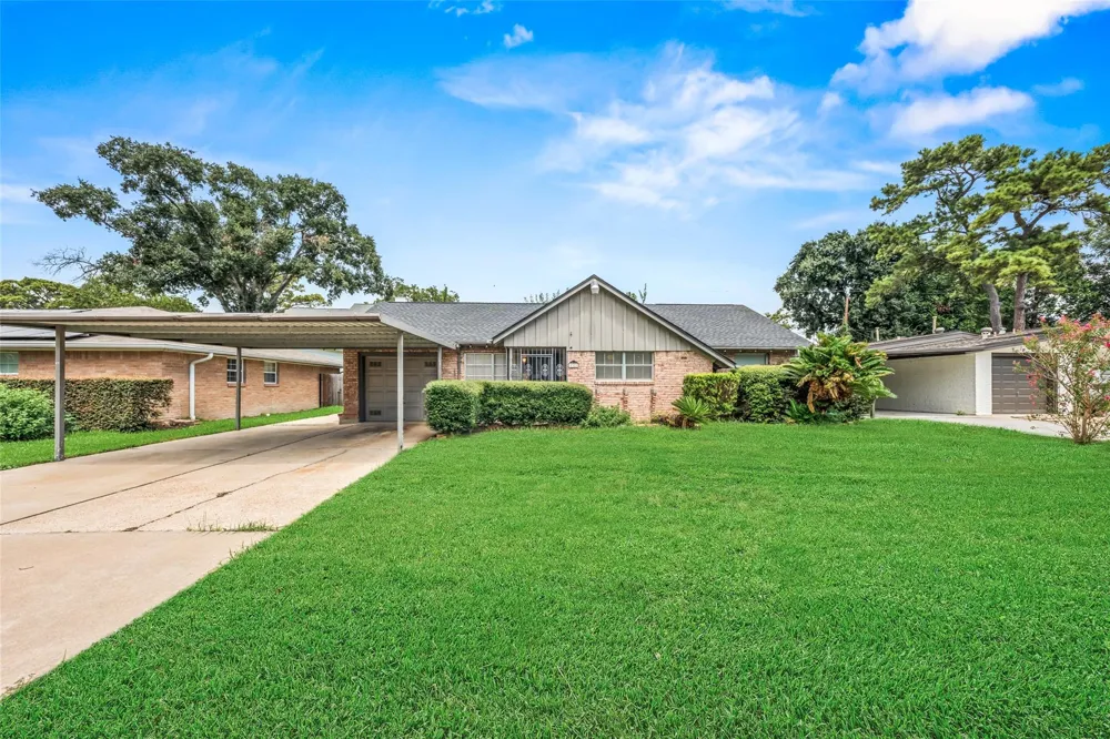 2322 Ansbury Drive Houston, TX 77018