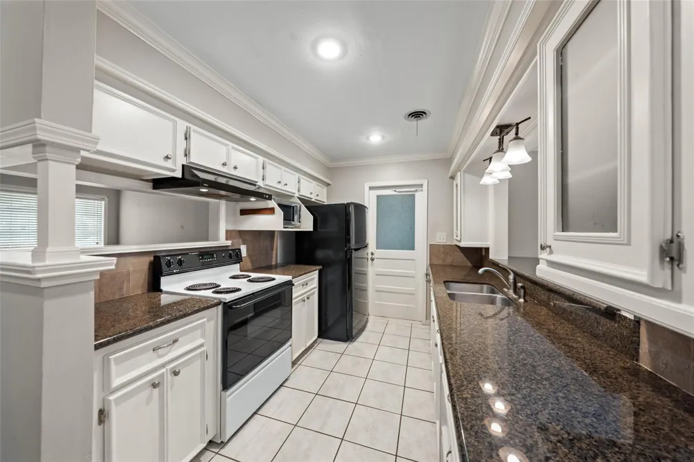 2322 Ansbury Drive Houston, TX 77018