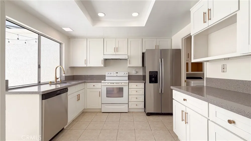 12 Navarre Irvine, CA 92612