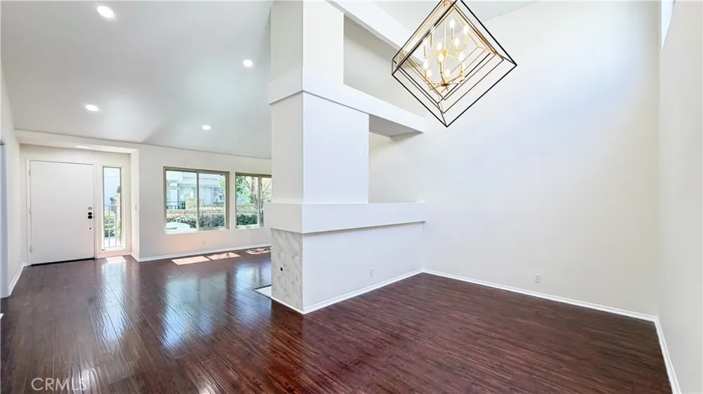 12 Navarre Irvine, CA 92612