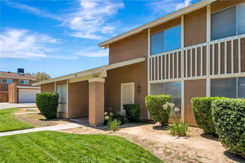 2929 W Avenue J4 Lancaster, CA 93536