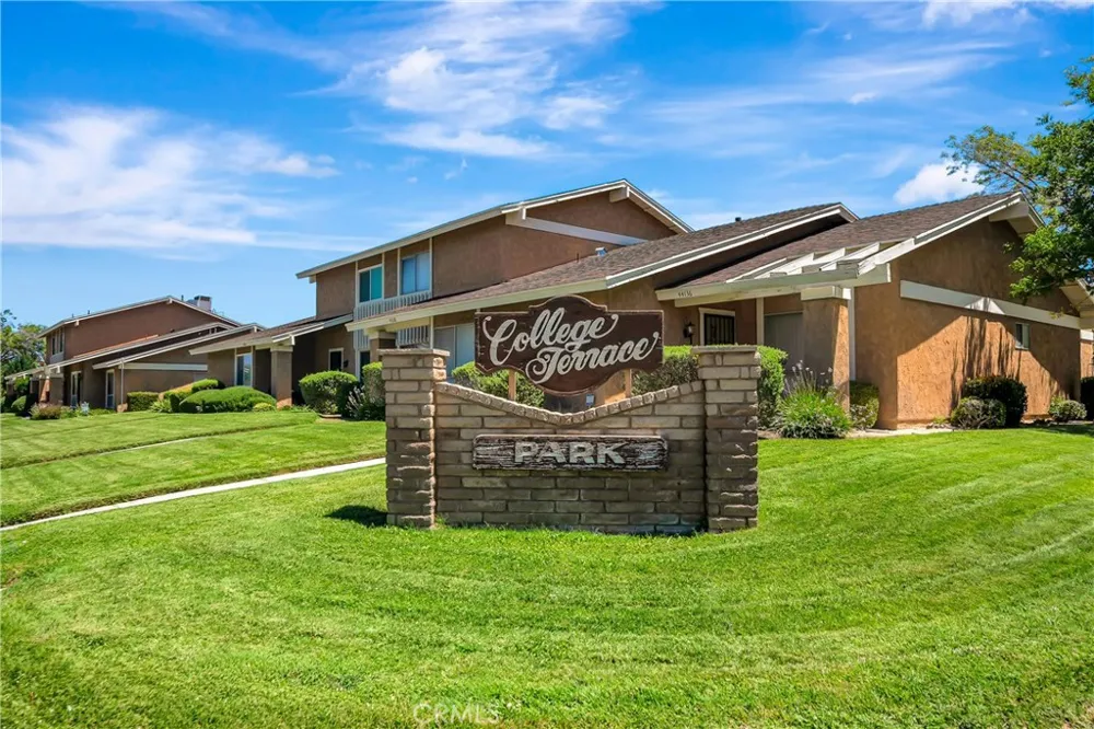 2929 W Avenue J4 Lancaster, CA 93536