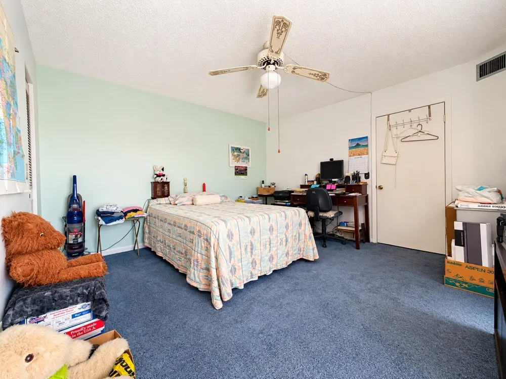 4161 TURNBERRY CIRCLE #28 Lake Worth, FL 33467