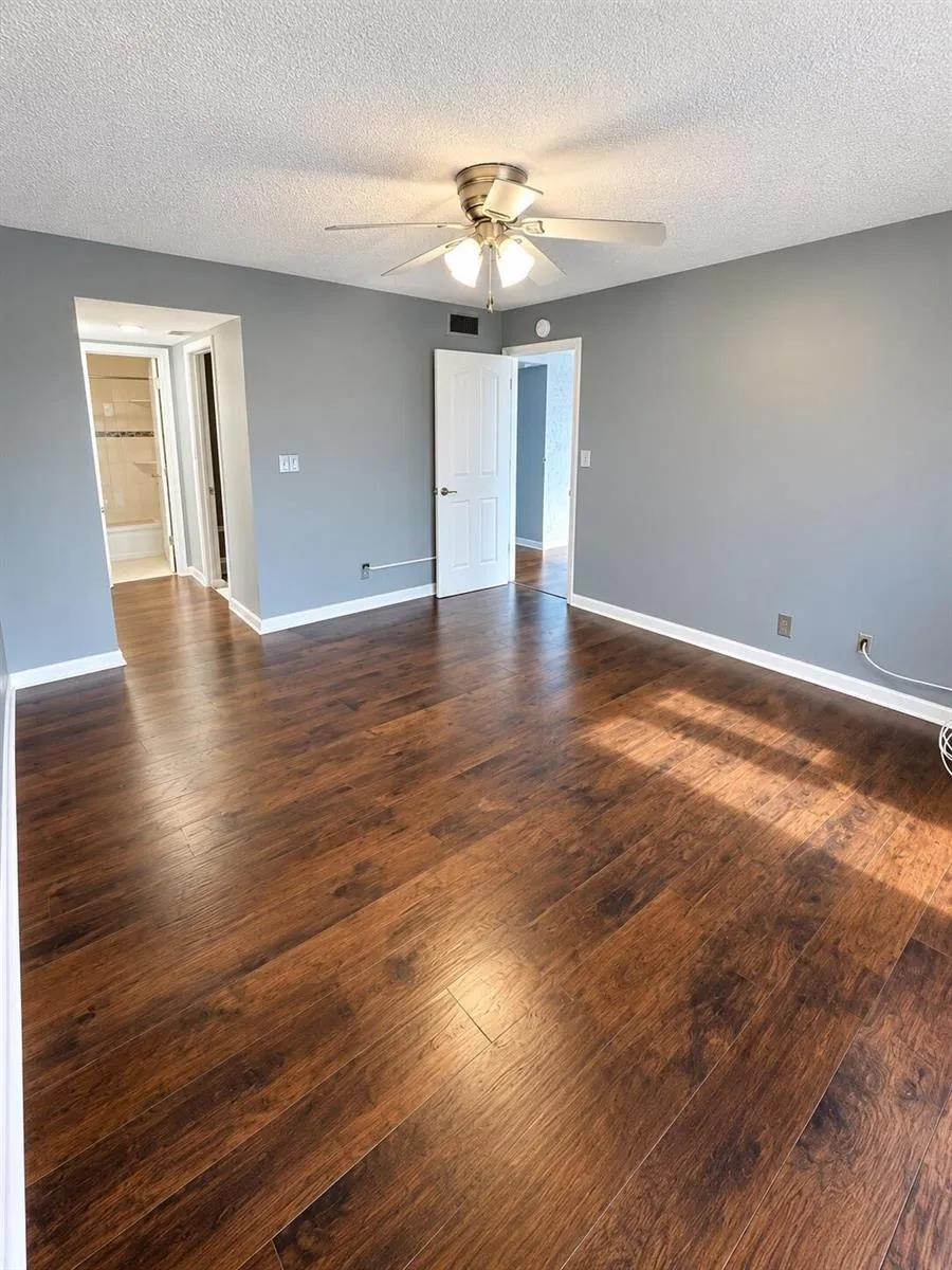2320 S CYPRESS BEND DRIVE #401 Pompano Beach, FL 33069