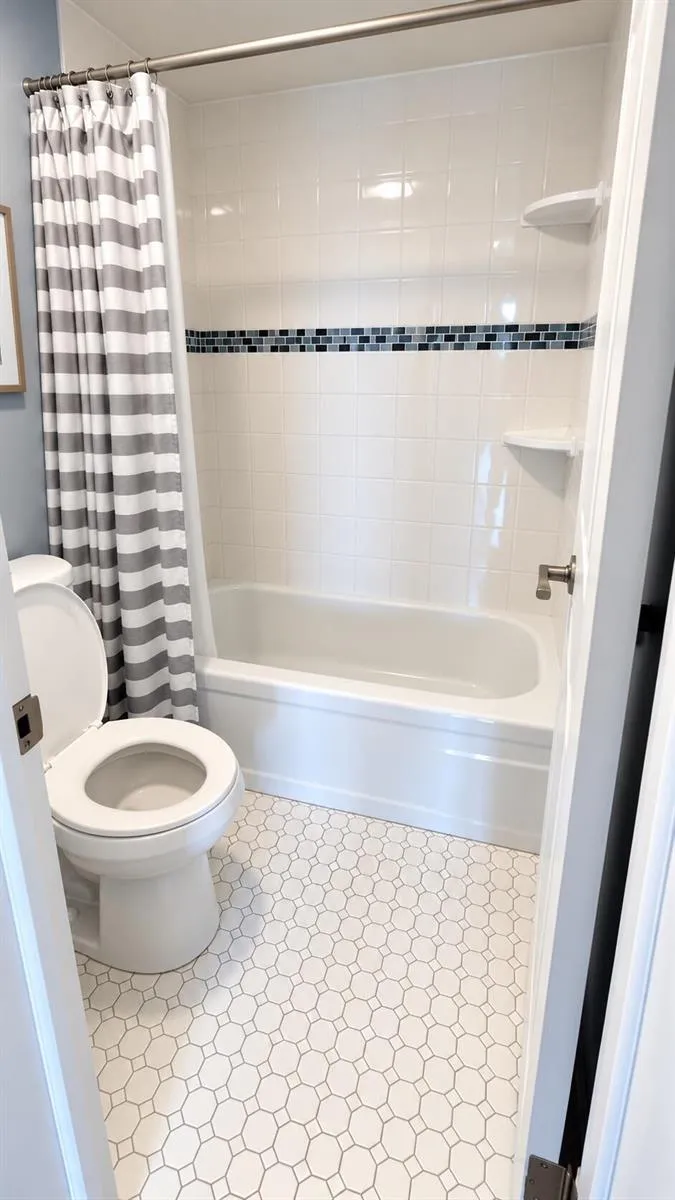 2320 S CYPRESS BEND DRIVE #401 Pompano Beach, FL 33069