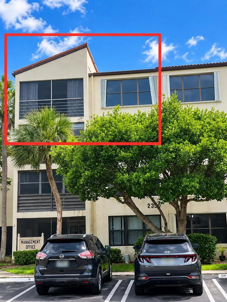2320 S CYPRESS BEND DRIVE #401 Pompano Beach, FL 33069