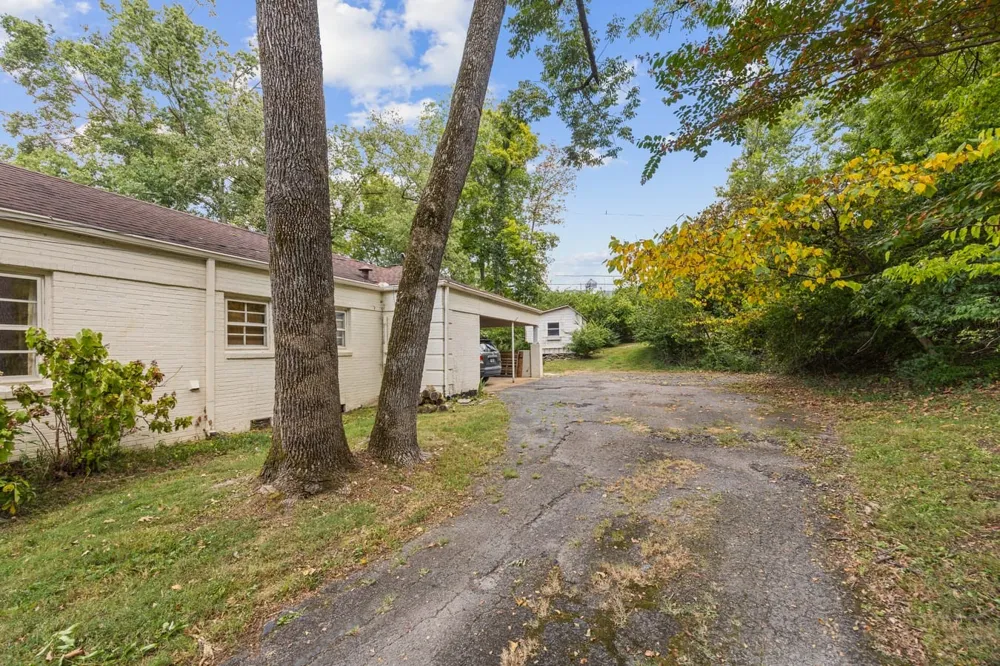 500 Torrington Ct Nashville, TN 37205