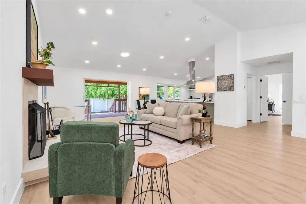 630 PINTA DRIVE Tierra Verde, FL 33715