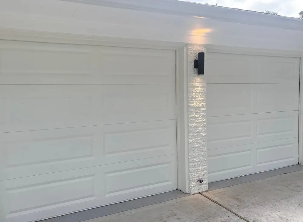 704 Fleetwood Street Baytown, TX 77520
