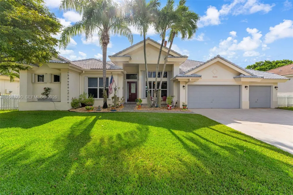 2825 Fairways Dr Homestead, FL 33035