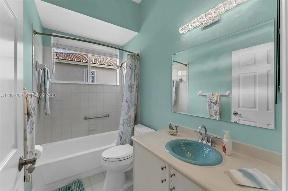 2825 Fairways Dr Homestead, FL 33035