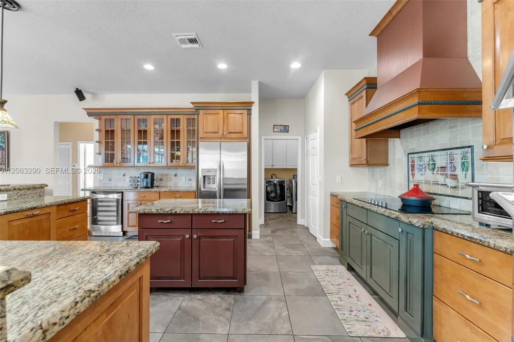 2825 Fairways Dr Homestead, FL 33035