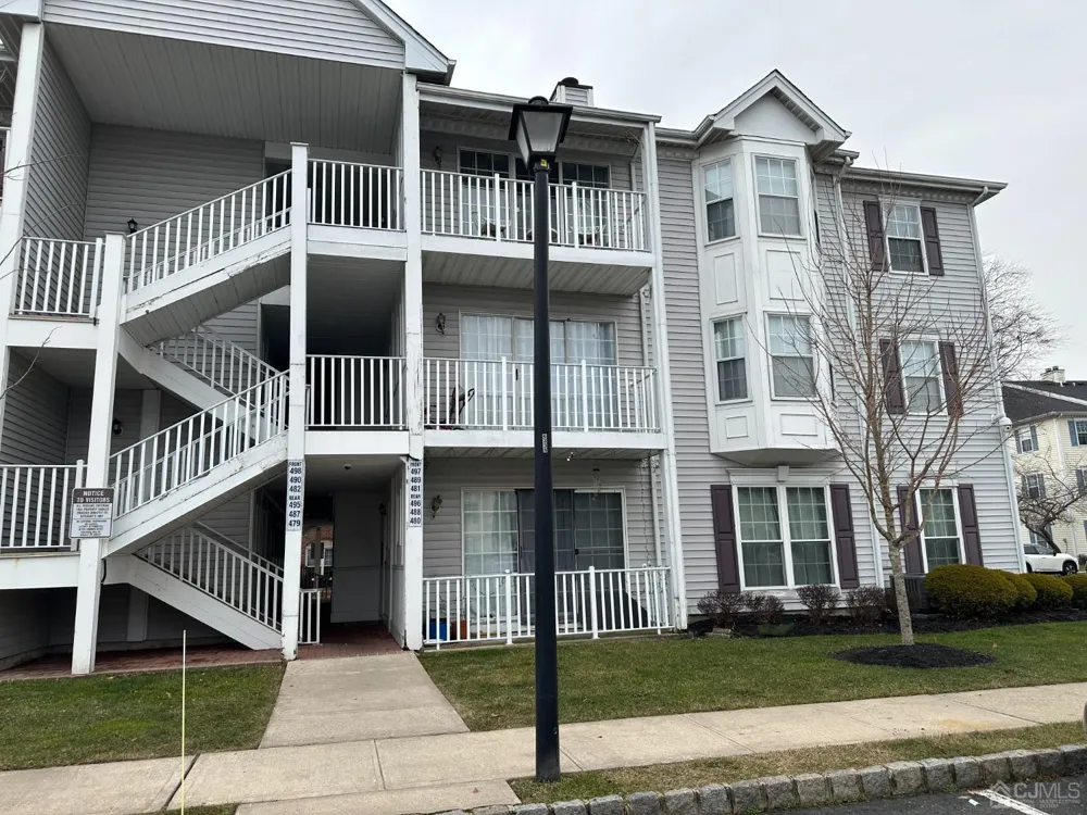 498 Witney Court North Brunswick, NJ 08902