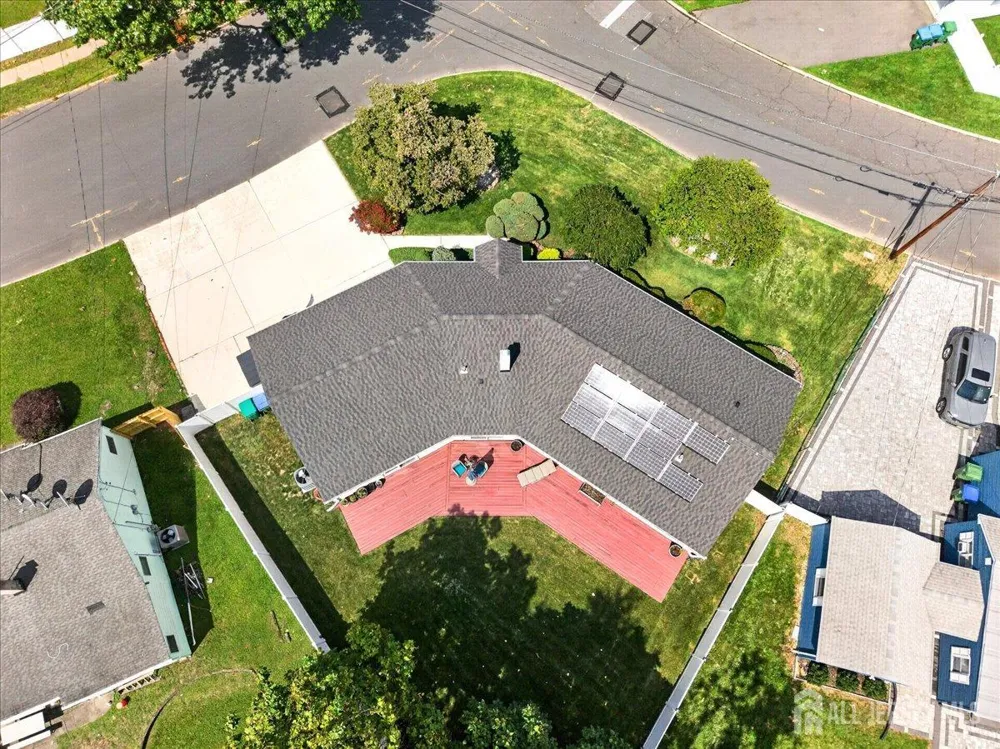 6 Idlewild Road Edison, NJ 08817