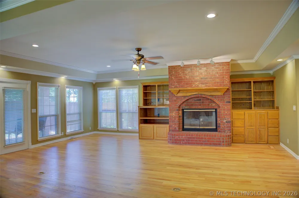 10305 E 90th Street Owasso, OK 74055