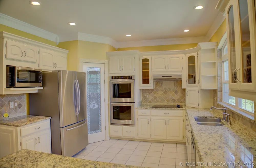 10305 E 90th Street Owasso, OK 74055
