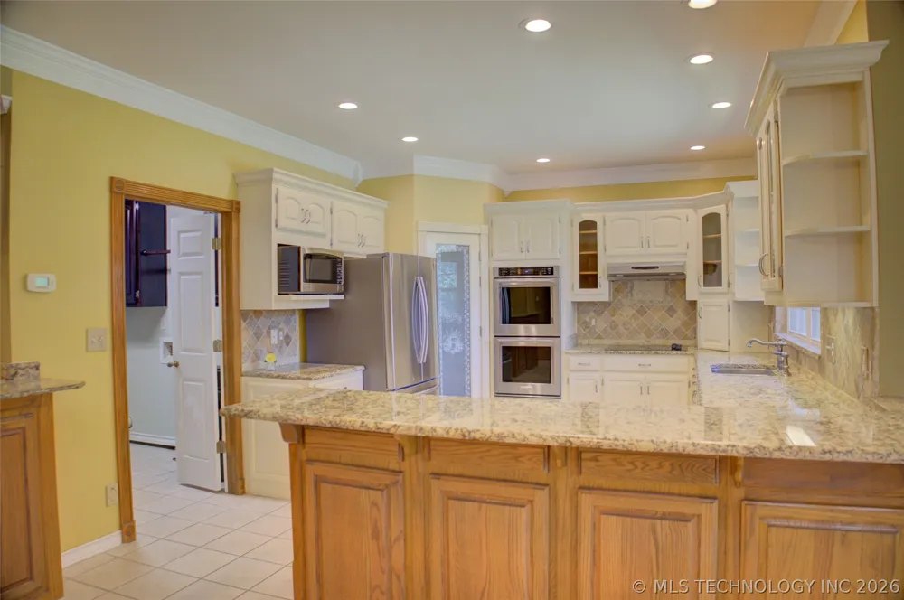 10305 E 90th Street Owasso, OK 74055