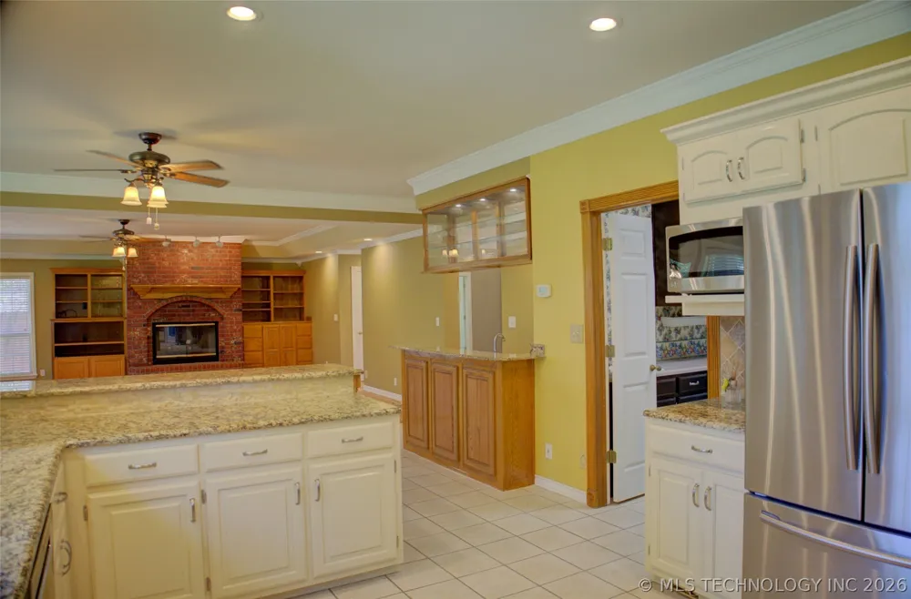 10305 E 90th Street Owasso, OK 74055
